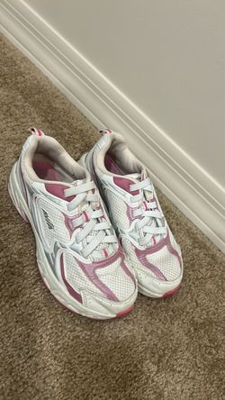 Girl Shoes Size 3