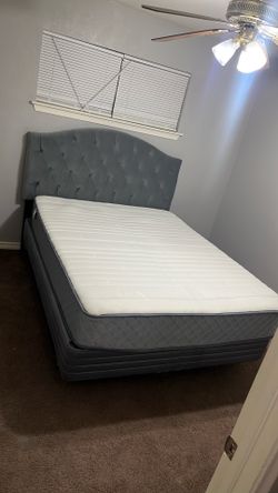 Queen bed