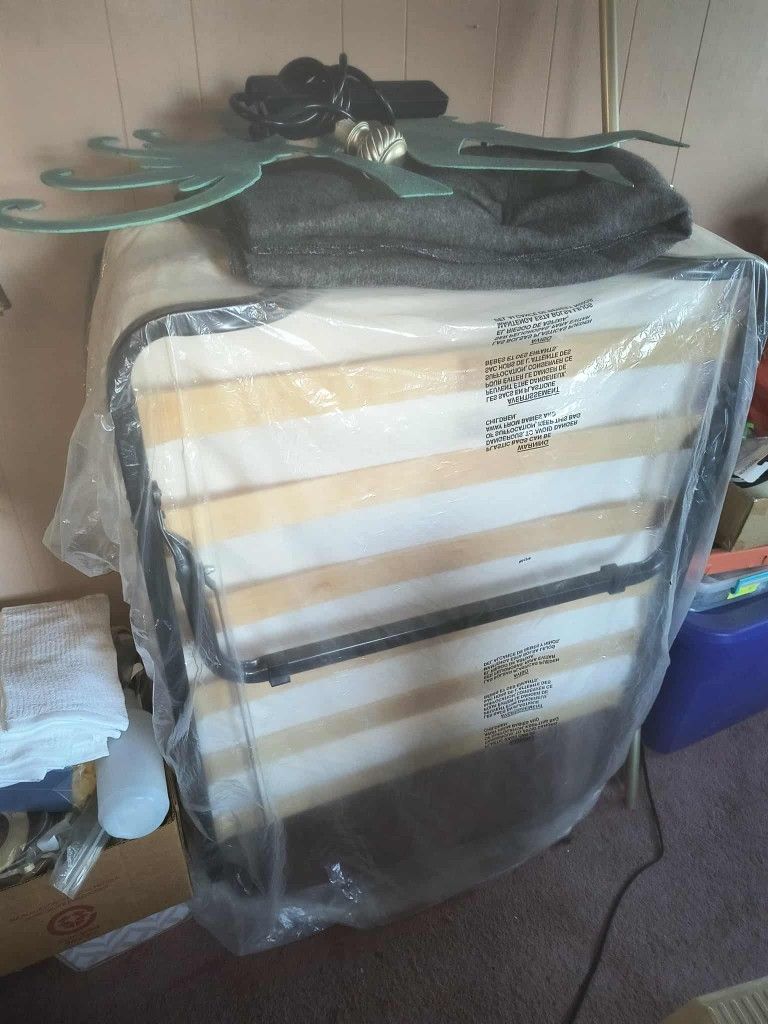 Foldable Twin Size Bed 