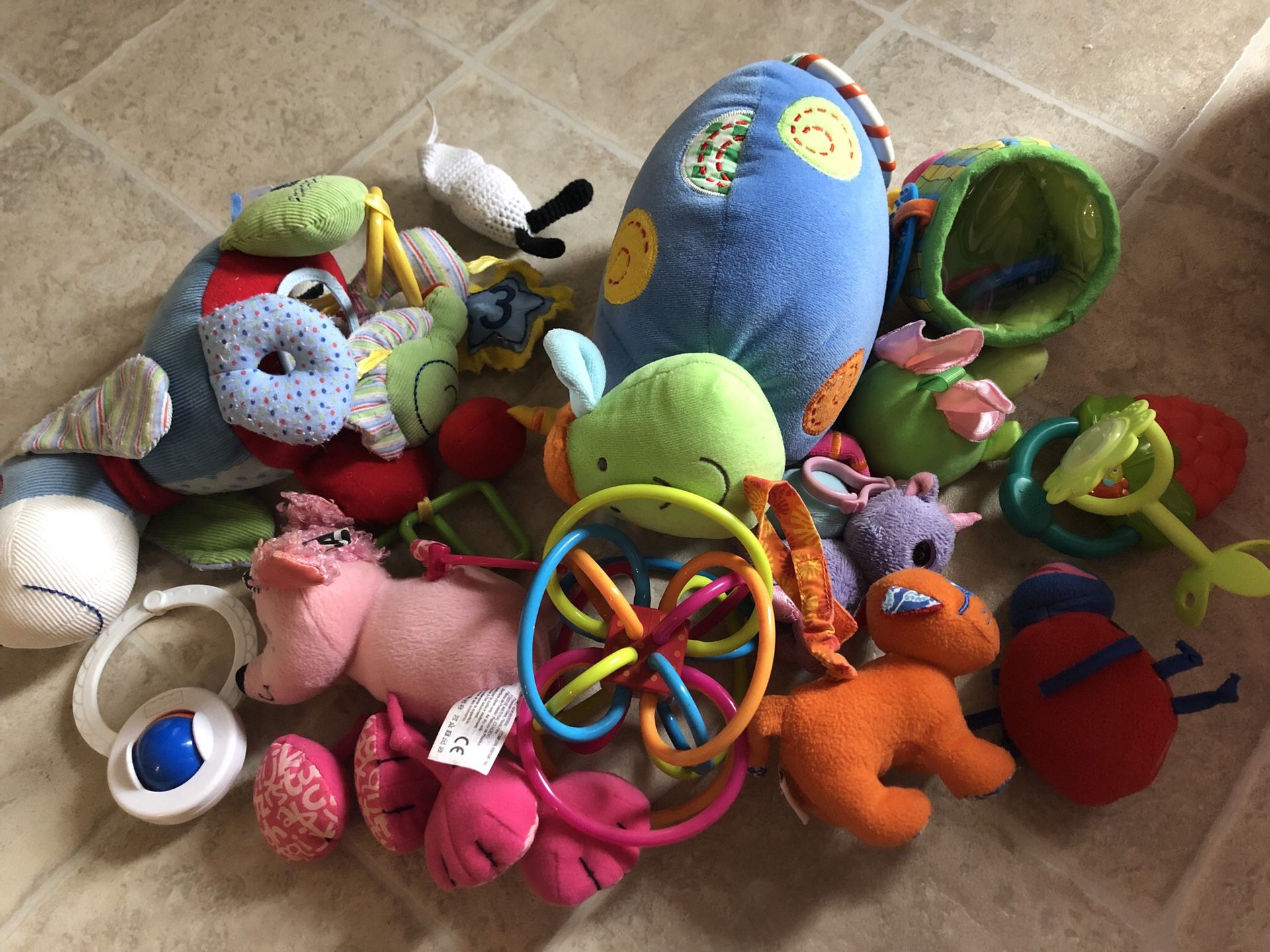 13 soft baby toys (including hanging toys for car seat)