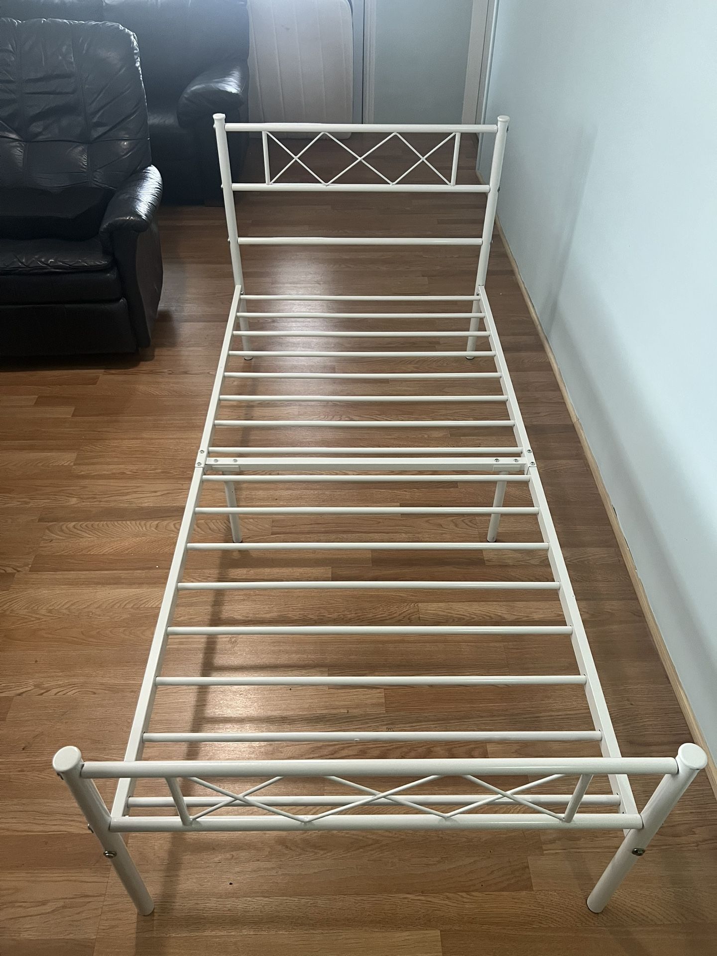 Twin Bed