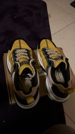 Armani Exchange Size 8