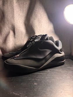 Black Shai 001 Converse Basketball/Lifestyle Shoe 9.5 Men