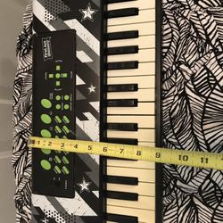 Piano  Works Excellent 