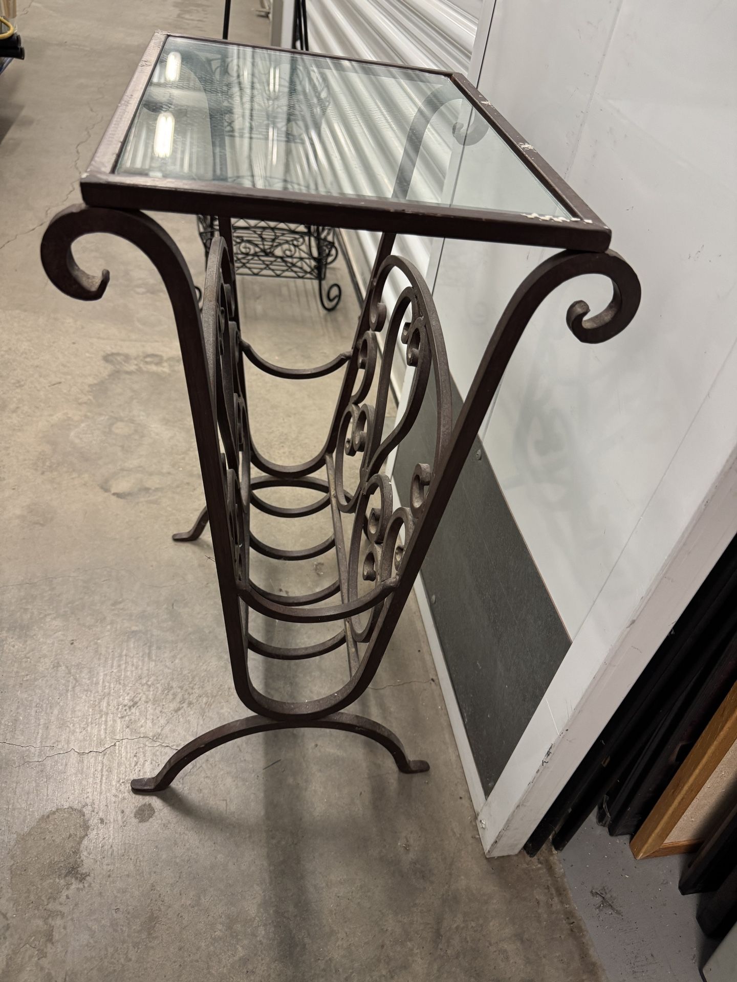 Wrought Iron Table/Magazine Rack