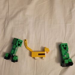 Minecraft Creepers and one cat Lego