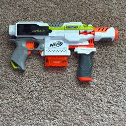 Brand: Nerf, Stryfe
