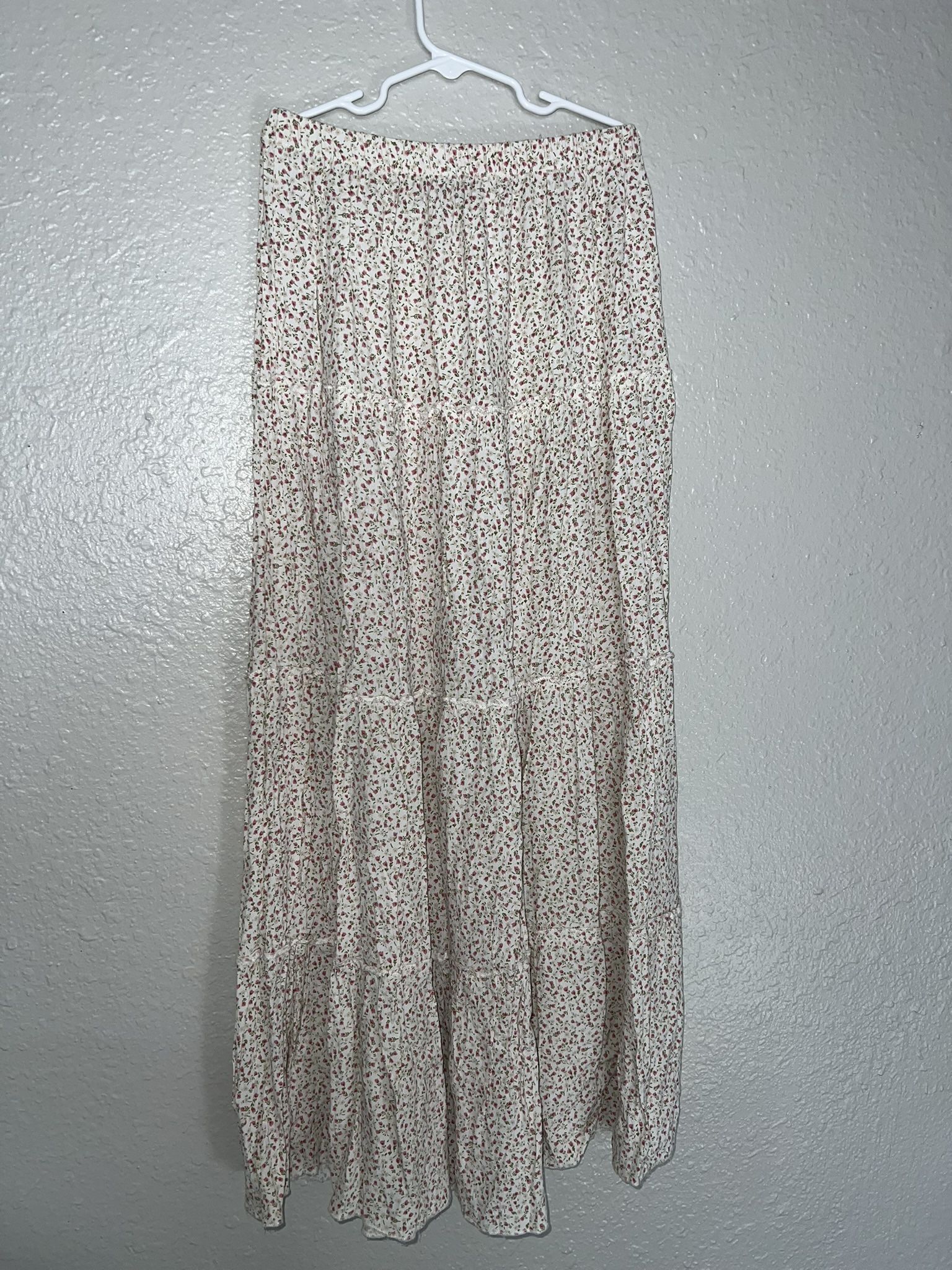 Brandy Melville Cream/pink Flower Skirt🌸