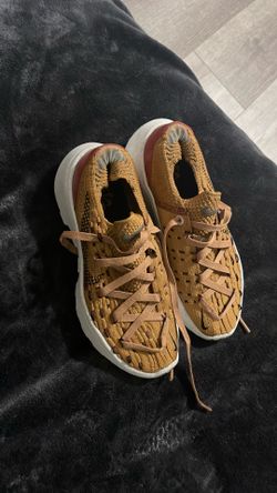 ****** NIKE******