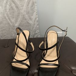 black high heel shoes in good condition