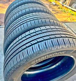 205 60 16 Hankook Tires Con 80% de Vida Las 4