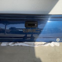 2014 -2018 GMC Chevy 1500 Tailgate