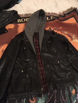 Guess leather jacket with detachable good!! Very nice and warm jacket XXL Men’s