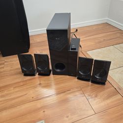 LG Wireless 4 Speakers And Sub With Wireless Link Box