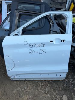 Front door ford explorer 2022