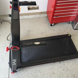 Oma walking pad- lightweight and folds