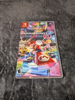 Mario Kart 8 Deluxe for Nintendo Switch (Logan Square)