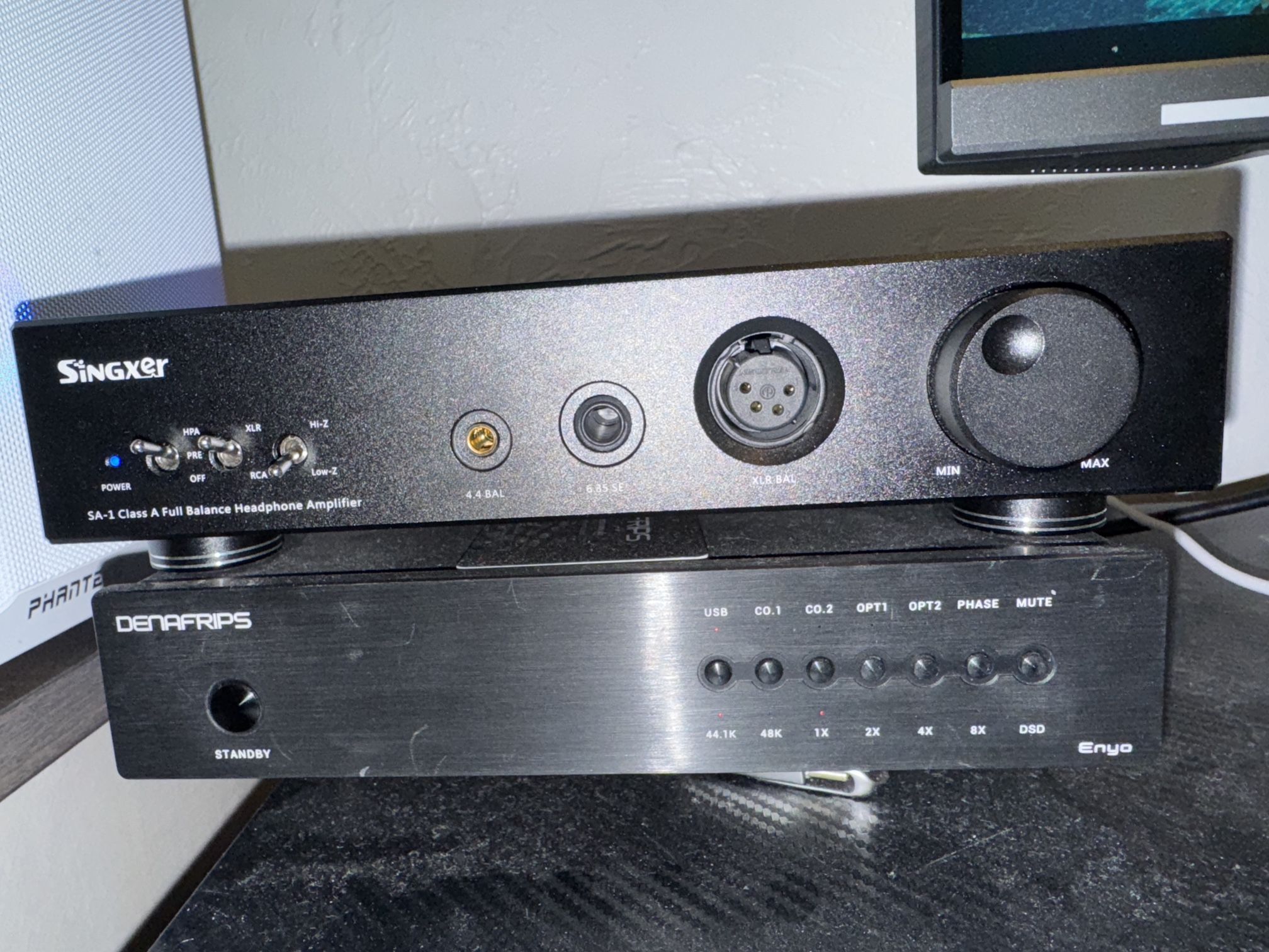 SINGXER SA-1 Fully Balanced Amplifier And Denafrips Ares II Dac With Curious XlR Balanced Interconnect Cable Pair And Curious Evolved USB Cable
