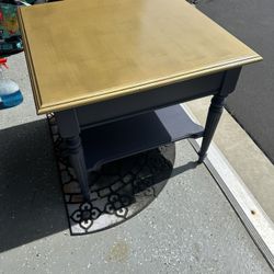 Coffee Table 26 X 26