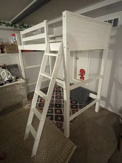 Childrens bed