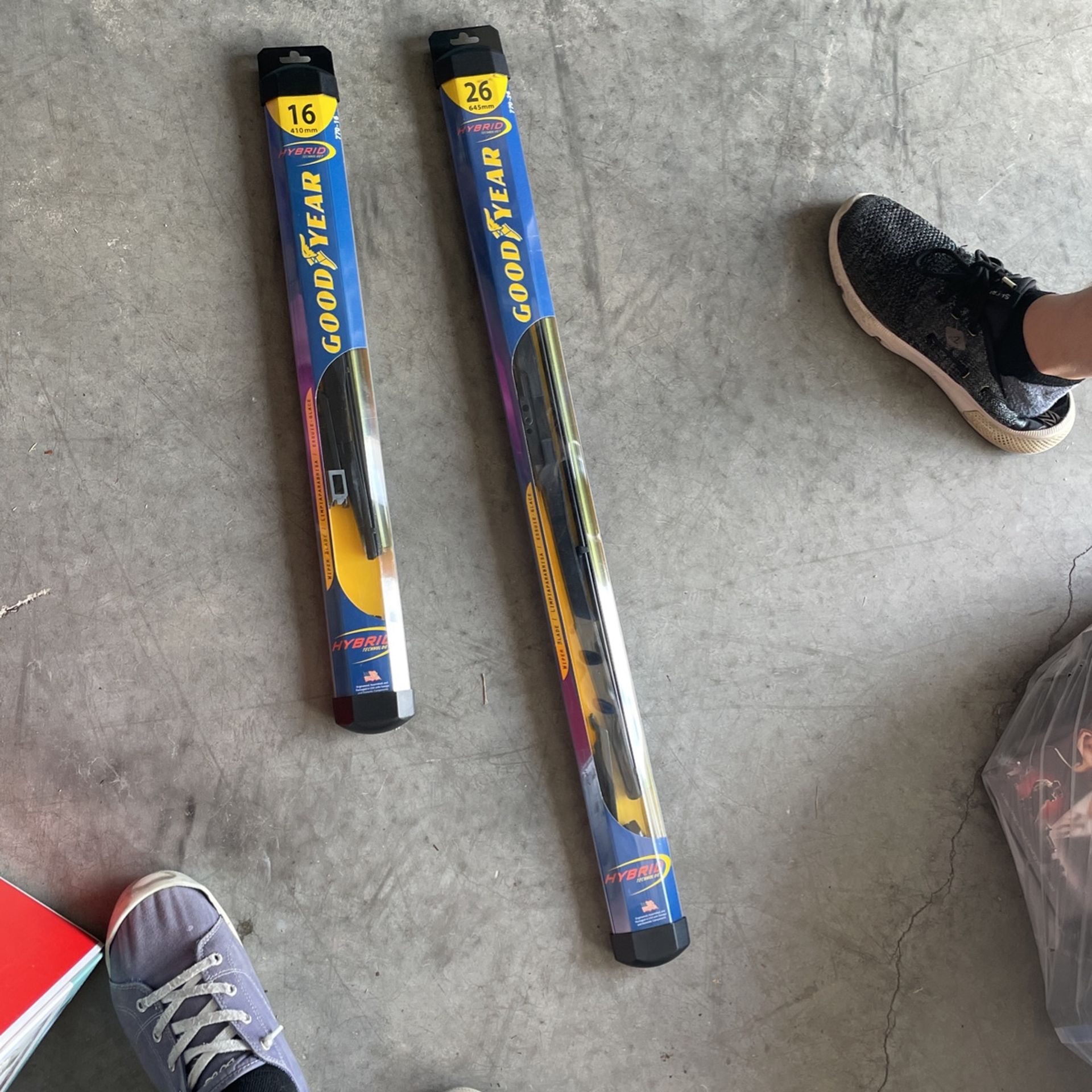 Windshield wipers