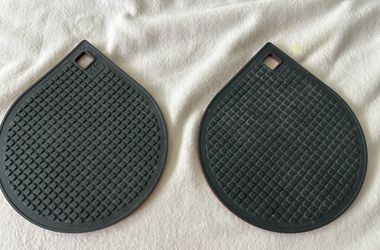 IKEA silicone hot pads