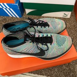 Nike Flyknit Racer