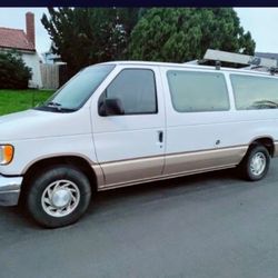 1996 Ford Club Wagon