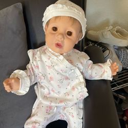 1984 Hasbro Real  Baby Doll