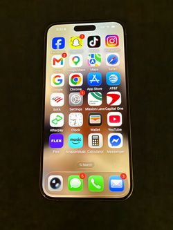 UNLOCKED Apple iPhone 15 Pro Max — 256GB USED GREAT CONDITION
