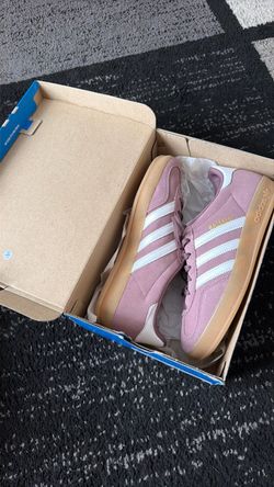 Gazelle Indoor Adidas size 6 1/2
