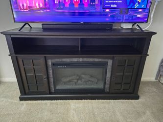 Entertainment Center With Adjustable Fireplace