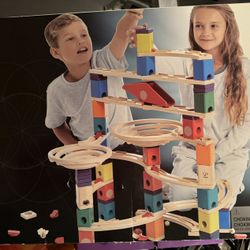 Hape Whirl And Twirl Wooden Marble Run   Like New 