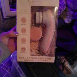 Jessica Simpson Electric 180° Spin Facial Brush