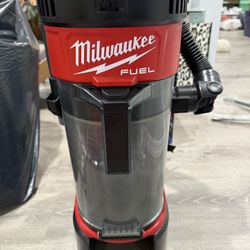 Milwaukee Backpack Vacuum
