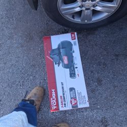 New 3 Gallon Air Compressor 