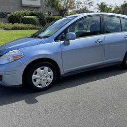 2010 Nissan Versa S 