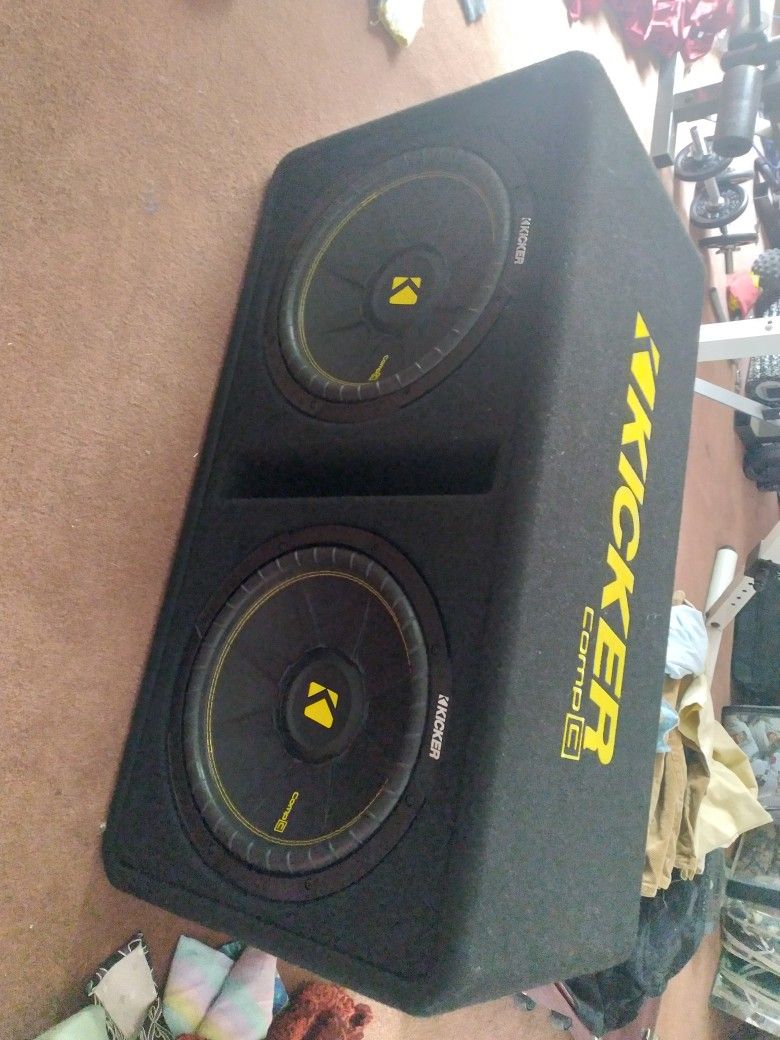 Kicker Comp C Double 12 Inch Subwoofers