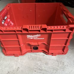 Milwaukee Crate
