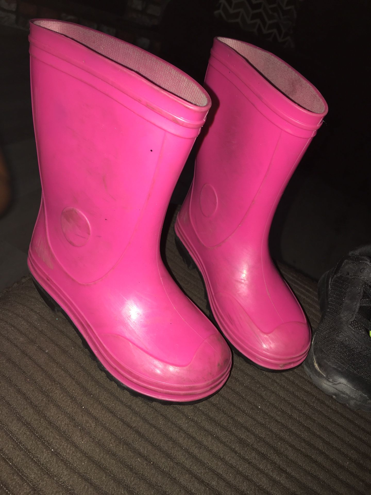 Rain Boots Sz 9