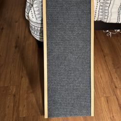 Adjustable Pet Ramp