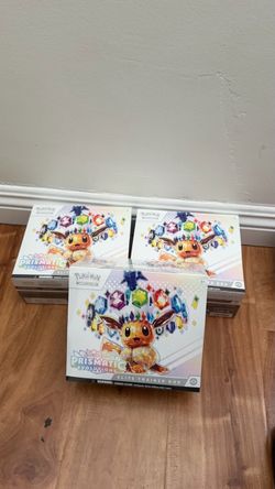 Pokemon Prismatic Evolutions ETB