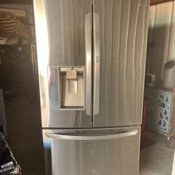 LG 29 Cu. Ft. Ultra Capacity 3-Door French Door Fridge
