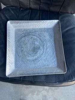 Metal tray