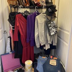 Quality Women’s, Men’s Clothing, Accessories, Home Decor