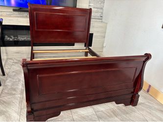 Wooden bed Queen