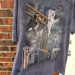 KITTY KONG CAT GRAPHIC TEE