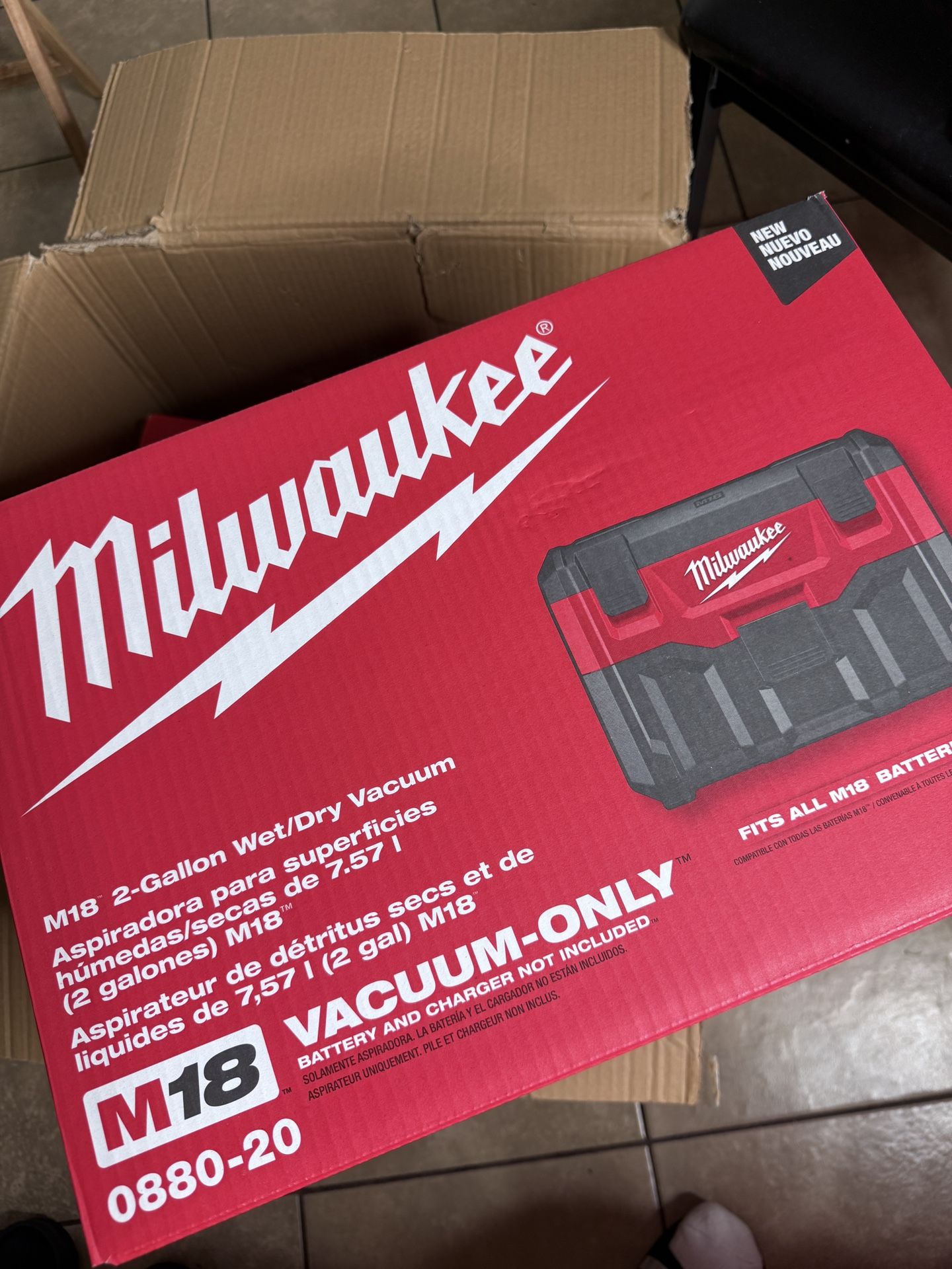 New Milwaukee M18 Wet/Dry Vacuum w/ Filter