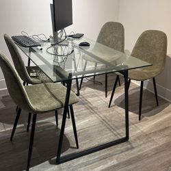 dining table + chairs 