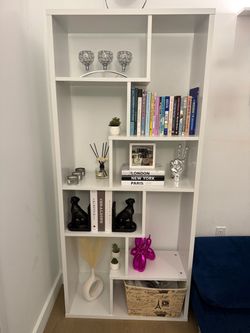 White Geometric Bookshelf / Display Shelf